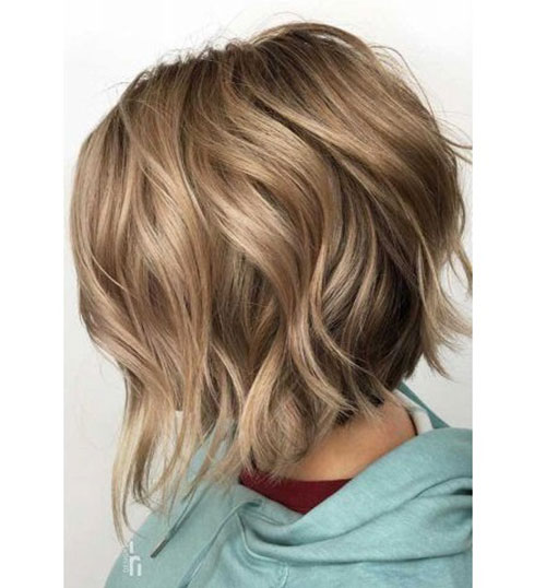 Short Inverted Haircuts for Wavy Hair