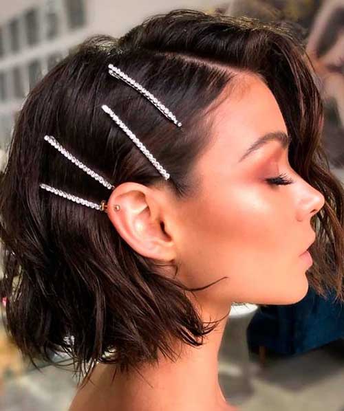 12 Party Hairstyles For Girls To Rock Any Occasion | Femina.in