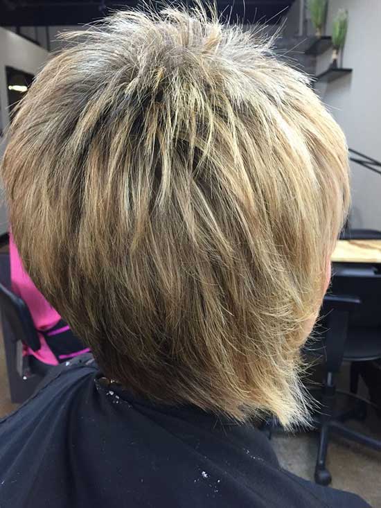 Short Graduated Haircut Styles for Women Over 50-14