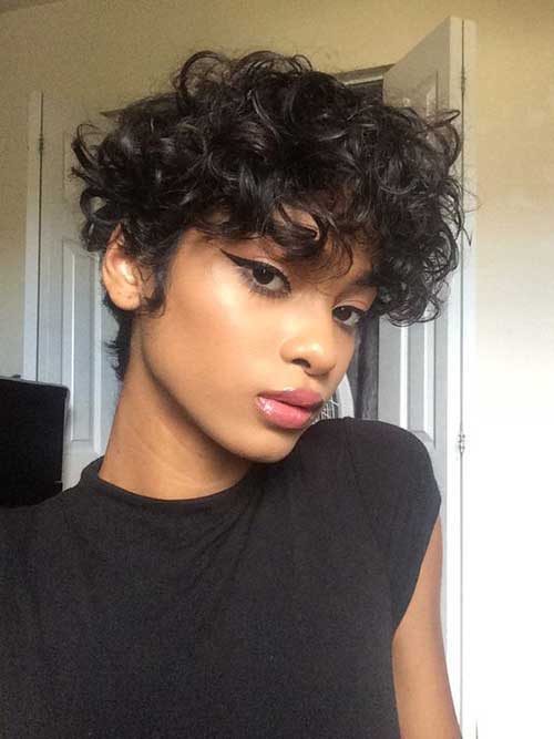 Pixie Haircuts with Bangs for Curly Hair-19