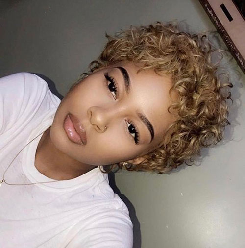 Natural Short Hairstyles for Black Females-6